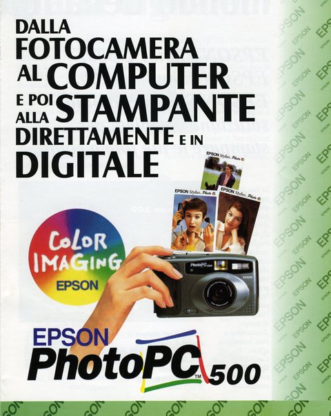 DALLA FOTOCAMERA
AL COMPUTER
E POI ALLA STAMPANTE
DIRETTAMENTE E IN DIGITALE
